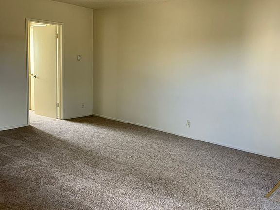 3rd image of 2936 W El Segundo Blvd Unit 12