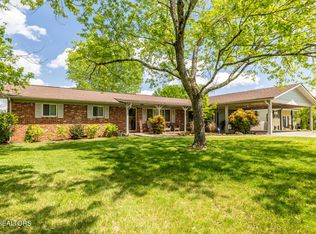 216 Arbor Dr, Maryville, TN 37804