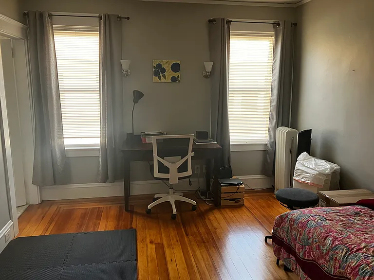 98 Lorimer Ave #2 — Photo 19