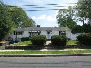 82 Hollywood Ave, West Hartford, CT 06110