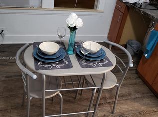 126 Mendoza Ave APT 8A, Coral Gables, FL 33134