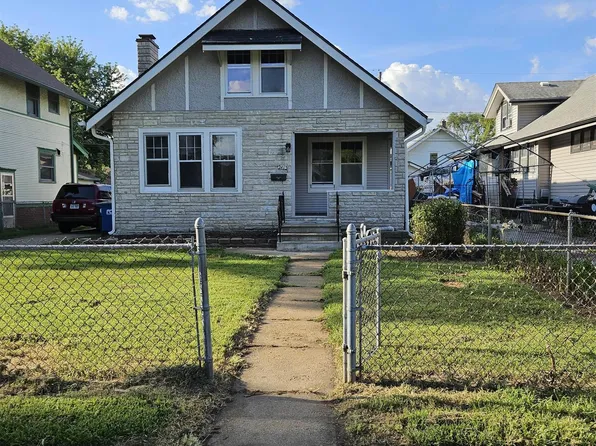 2415 Crown Point Ave, Omaha, NE 68111