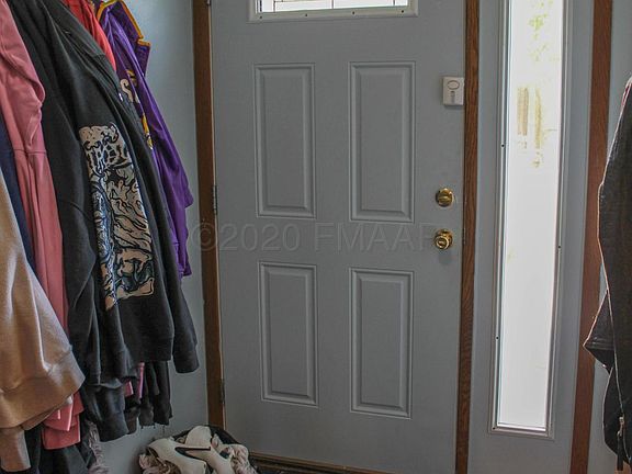 4th image of 242 20th St E