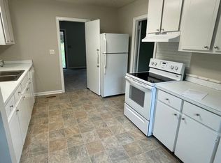 107 Lynn Ave, Warner Robins, GA 31088