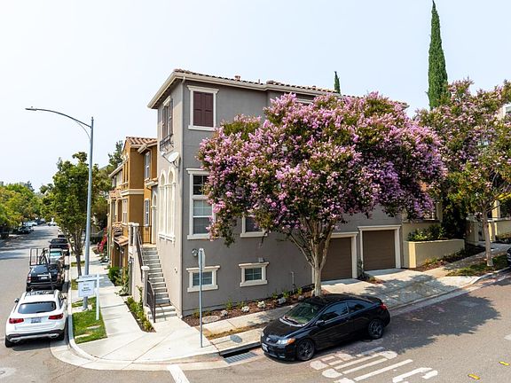 2nd image of 405 Tower Hill Ave