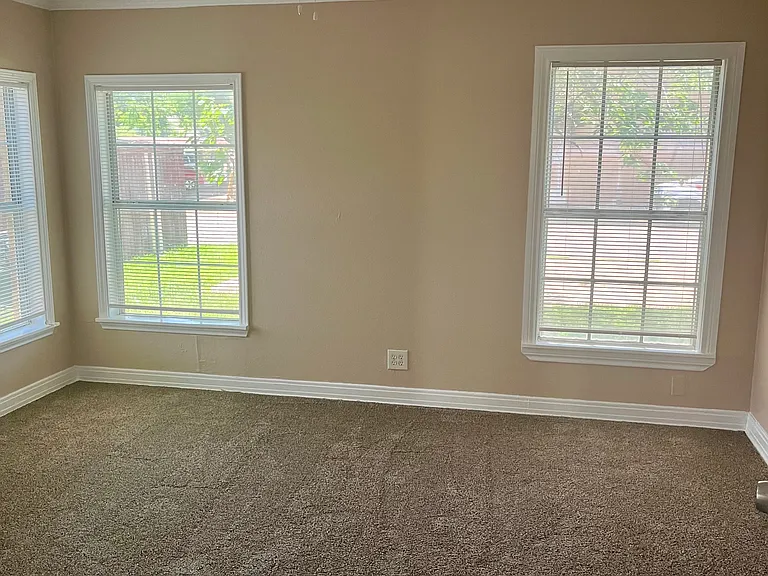 632 W Neely St #632 — Photo 10