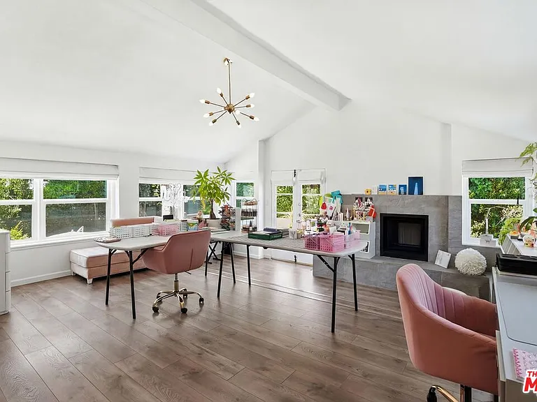 317 S Burlingame Ave — Photo 22