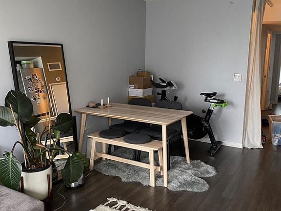 3rd image of 36 Lisgar St #12