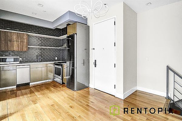 1st image of 34 Belvidere St APT 1R