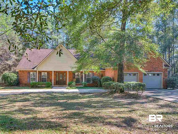 2nd image of 51556 Oakwood Dr