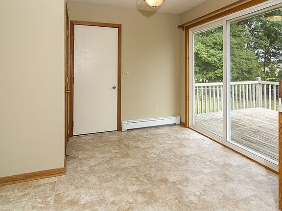 Eat-in kitchen with walkout to deck