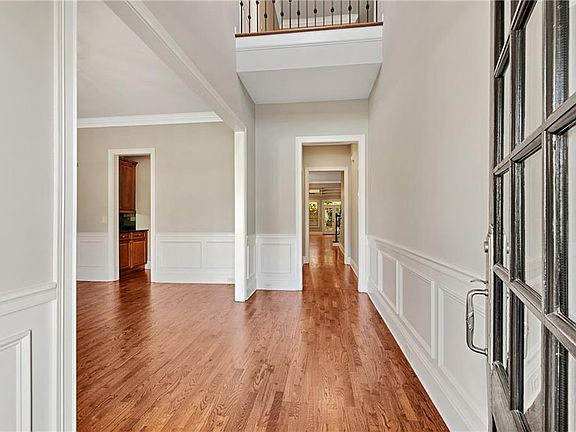 3rd image of 1738 Legrand Cir