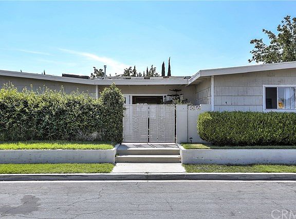 5th image of 10232 Dakota Ave