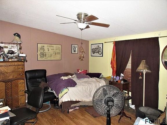 4th image of 2313 Rosewood St