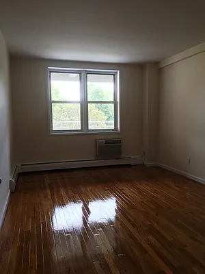 Rented by Prime Realty | media 9