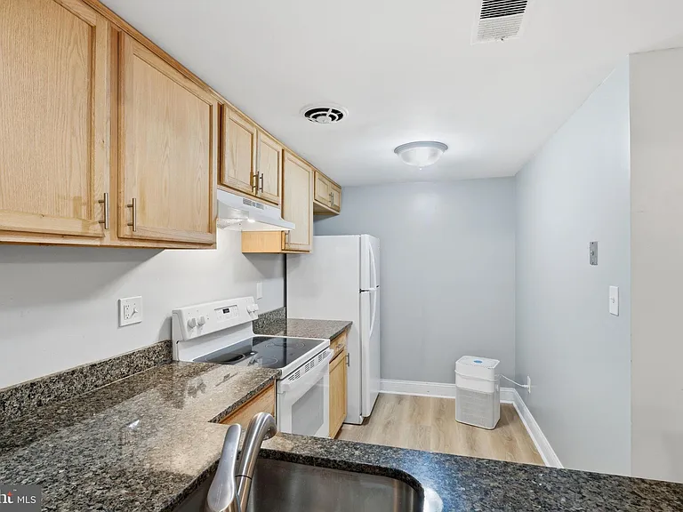 8874 Welbeck Way — Photo 12