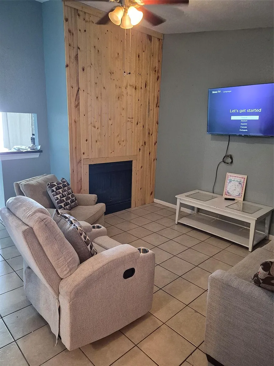 Building Photo - 3506 Cove View Blvd #1106