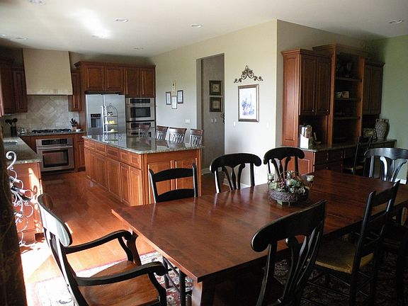 Kitchen/eat in