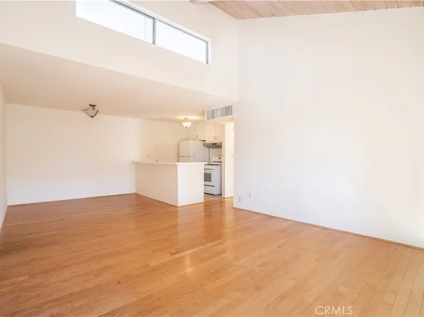 8601 International Ave Unit 228, Canoga Park, CA 91304