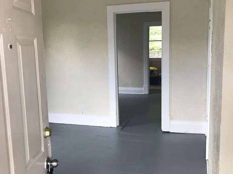 319 View Ave — Photo 3