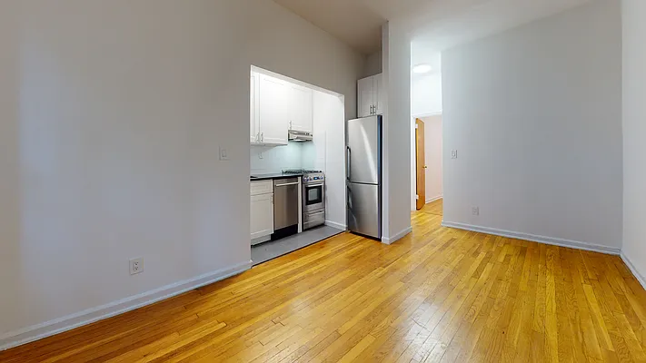 Rented by Bond New York | media 2