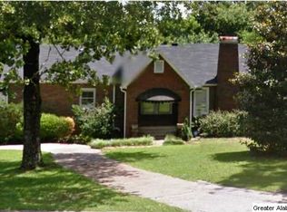 2021 Shades Crest Rd, Vestavia Hills, AL 35216