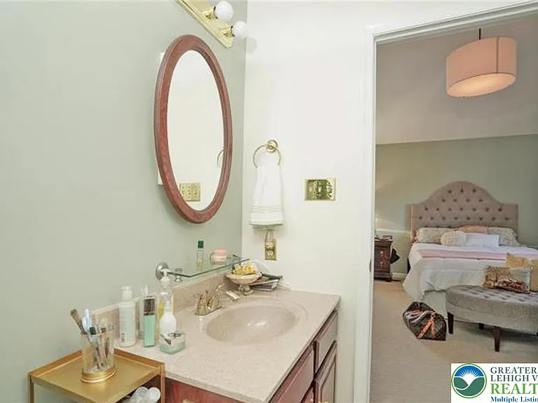 1319 Shady Ln — Photo 66