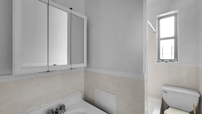 Rented by Expansion Central Development LLC | media 7