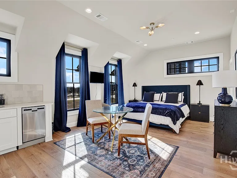 408 Geo Meyer Ave #CARRIAGE HOUSE — Photo 5