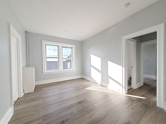 2nd image of 3139 John Fitzgerald Kennedy Blvd #32E