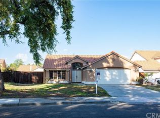 8614 Oakthorn Cir, Riverside, CA 92508