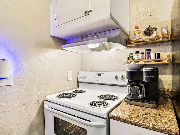 3rd image of 1110 8th St N APT 4