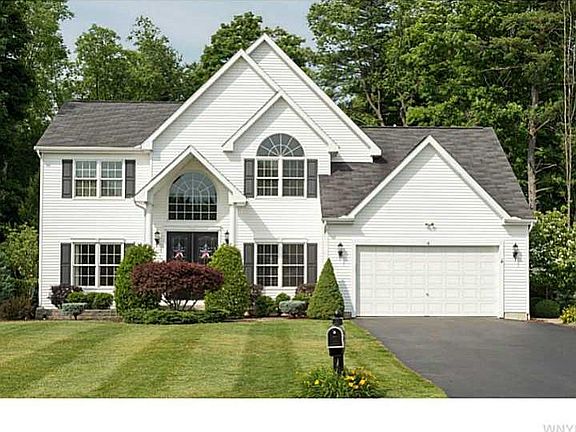 2nd image of 18 Judith Dr