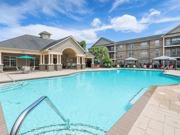 Exclusive Resort-Style Swimming Pool