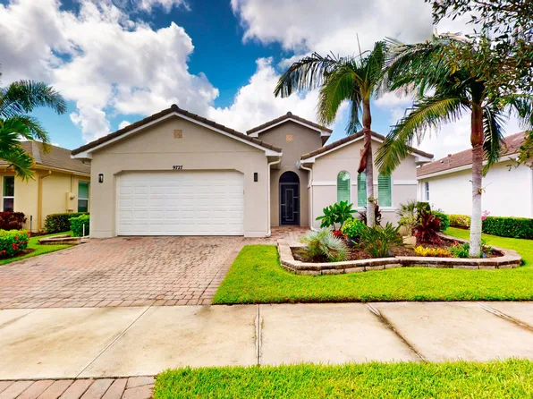 9727 SW Chestwood Avenue, Port St Lucie, FL 34987