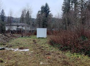 8431 Golden Valley Dr, Maple Falls, WA