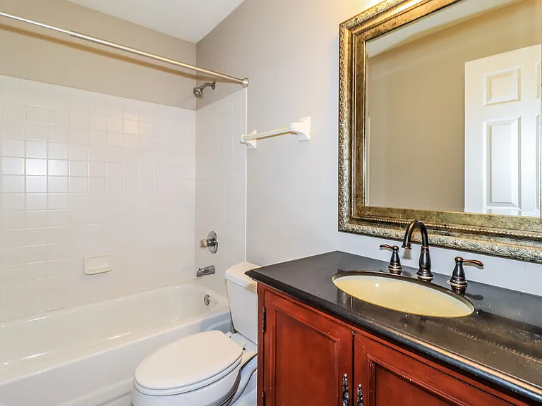 5061 Thornebrook Cv — Photo 16