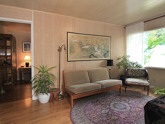 3rd image of 28 Knollwood Dr #28