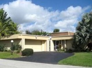 4812 Kumquat Dr, Tamarac, FL 33319