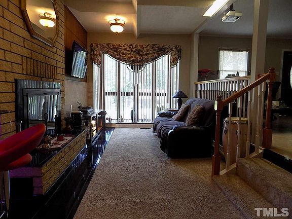 4th image of 2839 Beechwood Dr