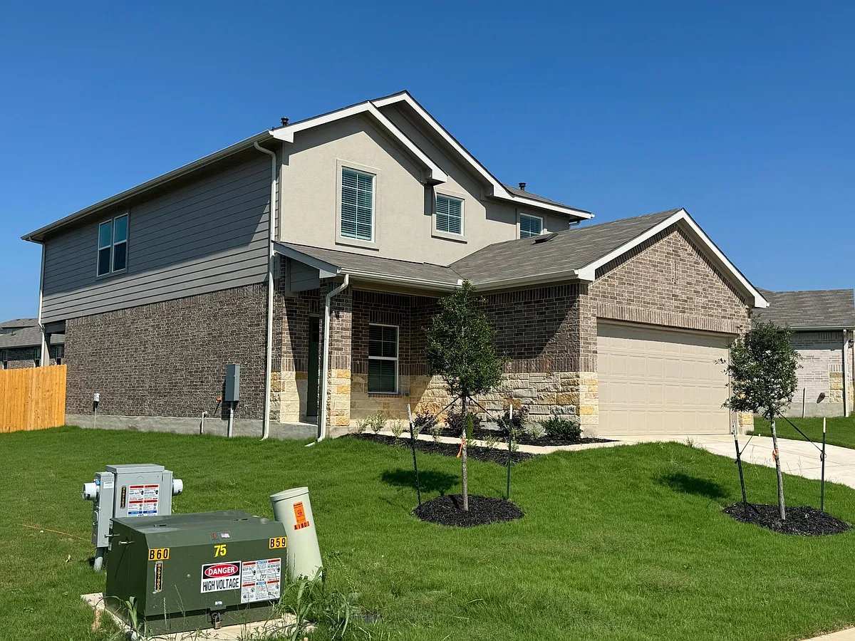 Building Photo - 125 Docile Loop