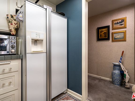 4th image of 880 W 1st St APT 506