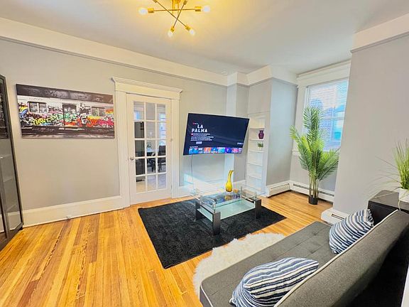 4th image of 961 Boulevard E #4