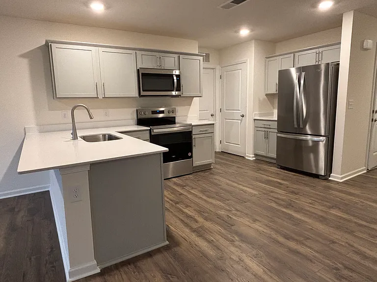 1011 Persimmon Holw — Photo 9