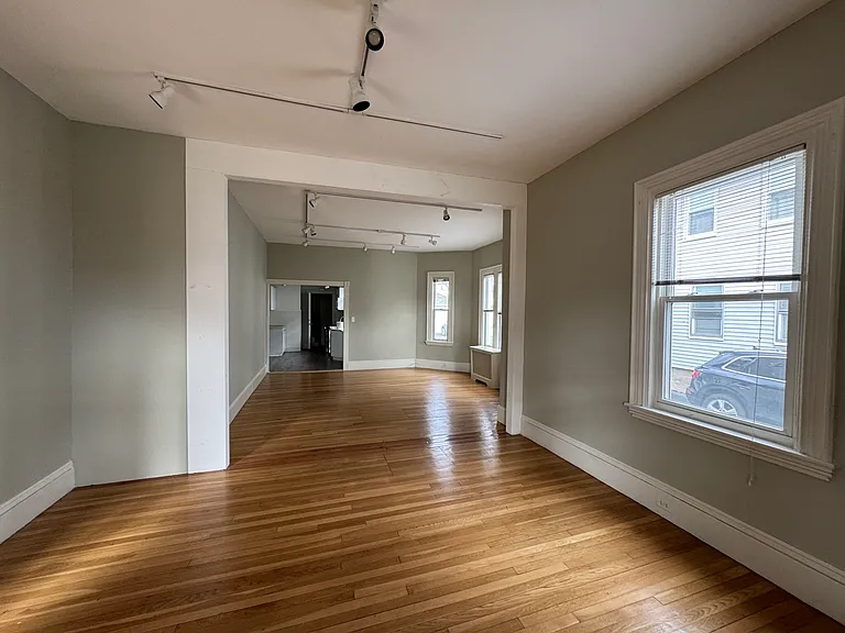 77 Boyd St #1 — Photo 6