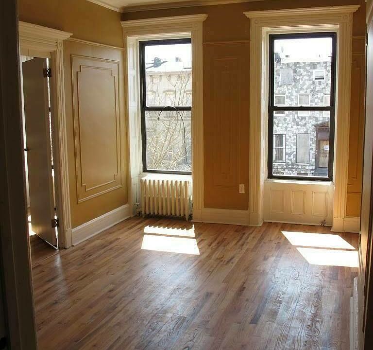 1st image of 33 Vernon Ave #2AA