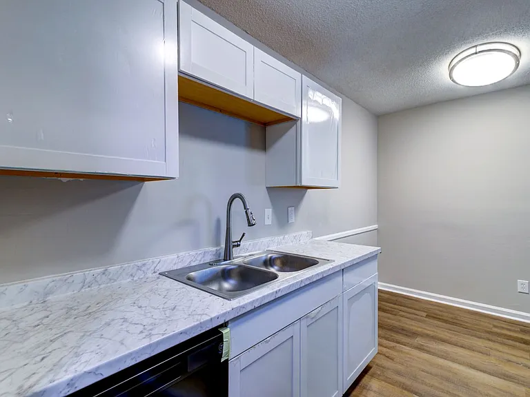 Residences at Cooper Bend — Photo 24