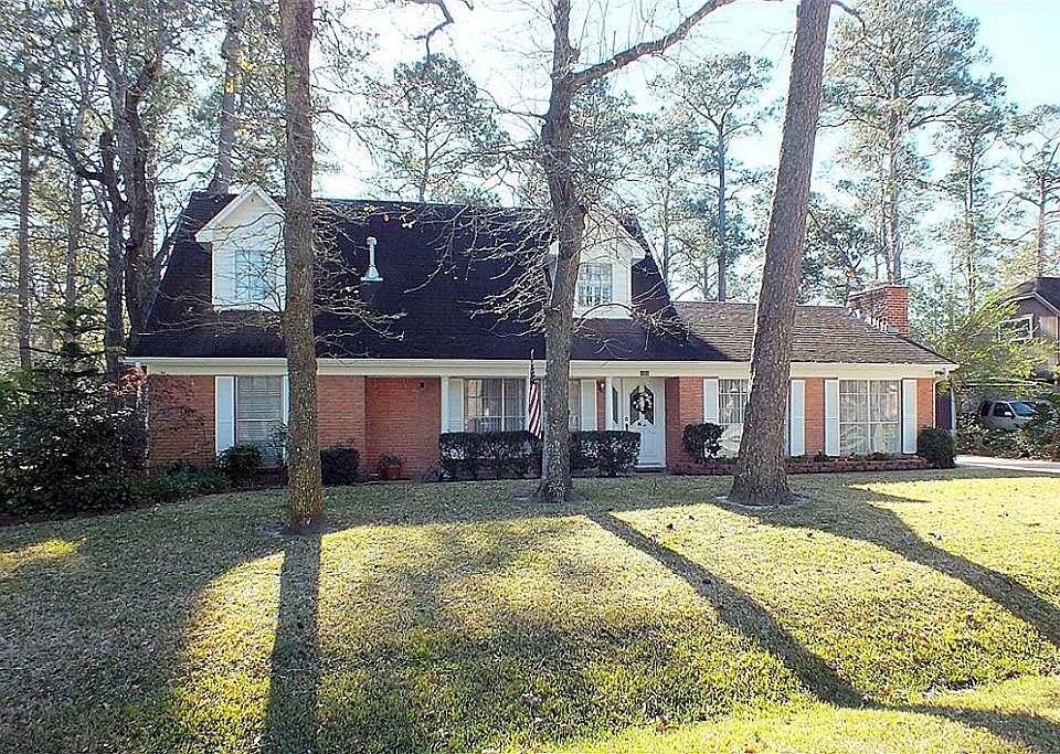 2nd image of 1050 Royal Oak Dr