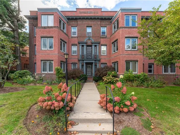 8 Blackstone Blvd APT 9, Providence, RI 02906