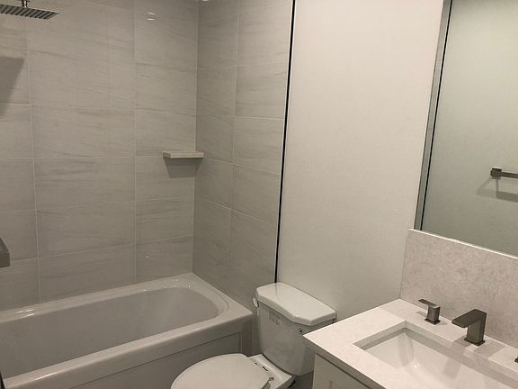 5th image of 4095 Quinn Dr NE